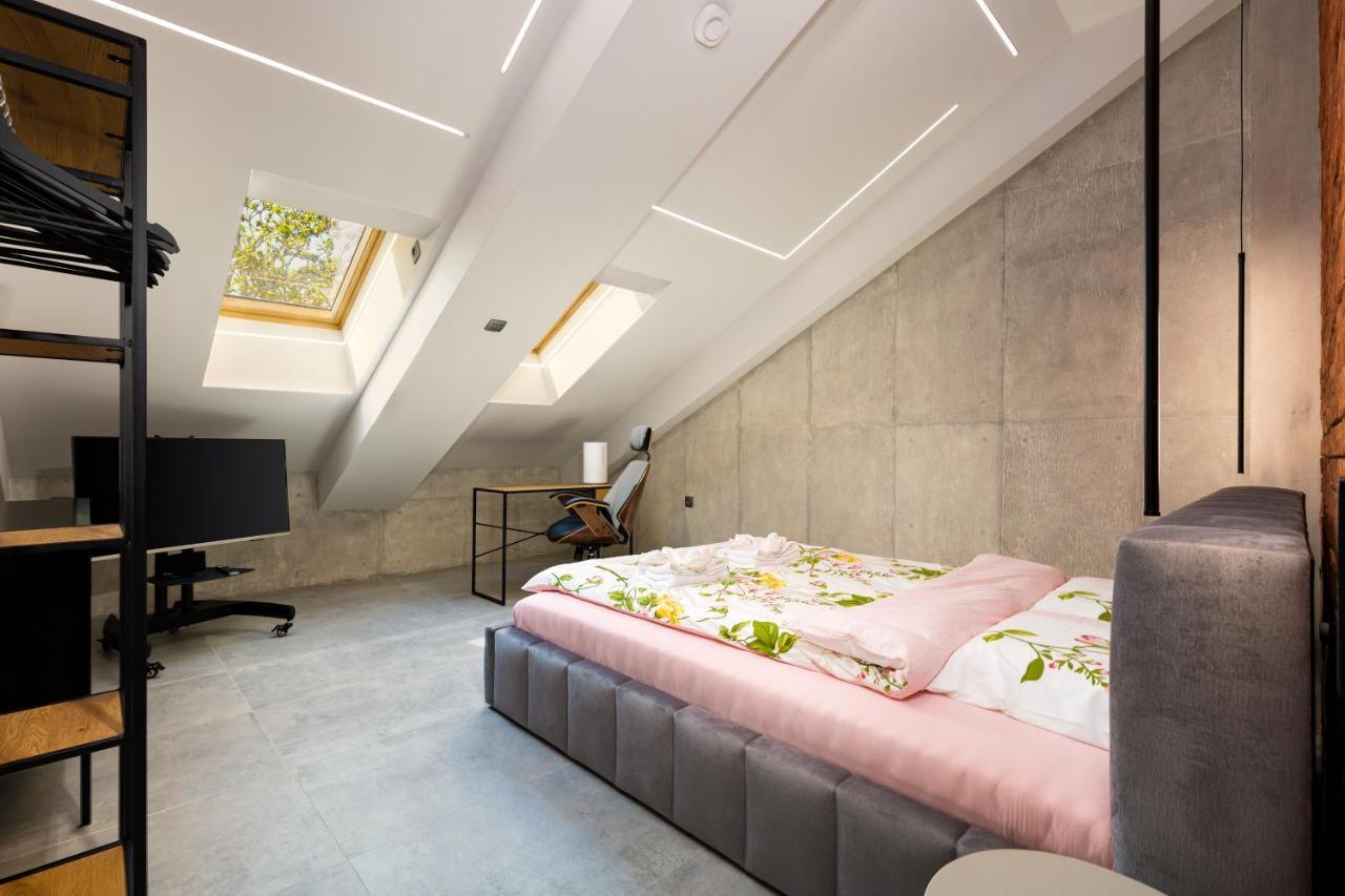 Industrial-Style 2Bd Loft With Parking Spot By Flat Mаnager Plovdiv Exterior foto