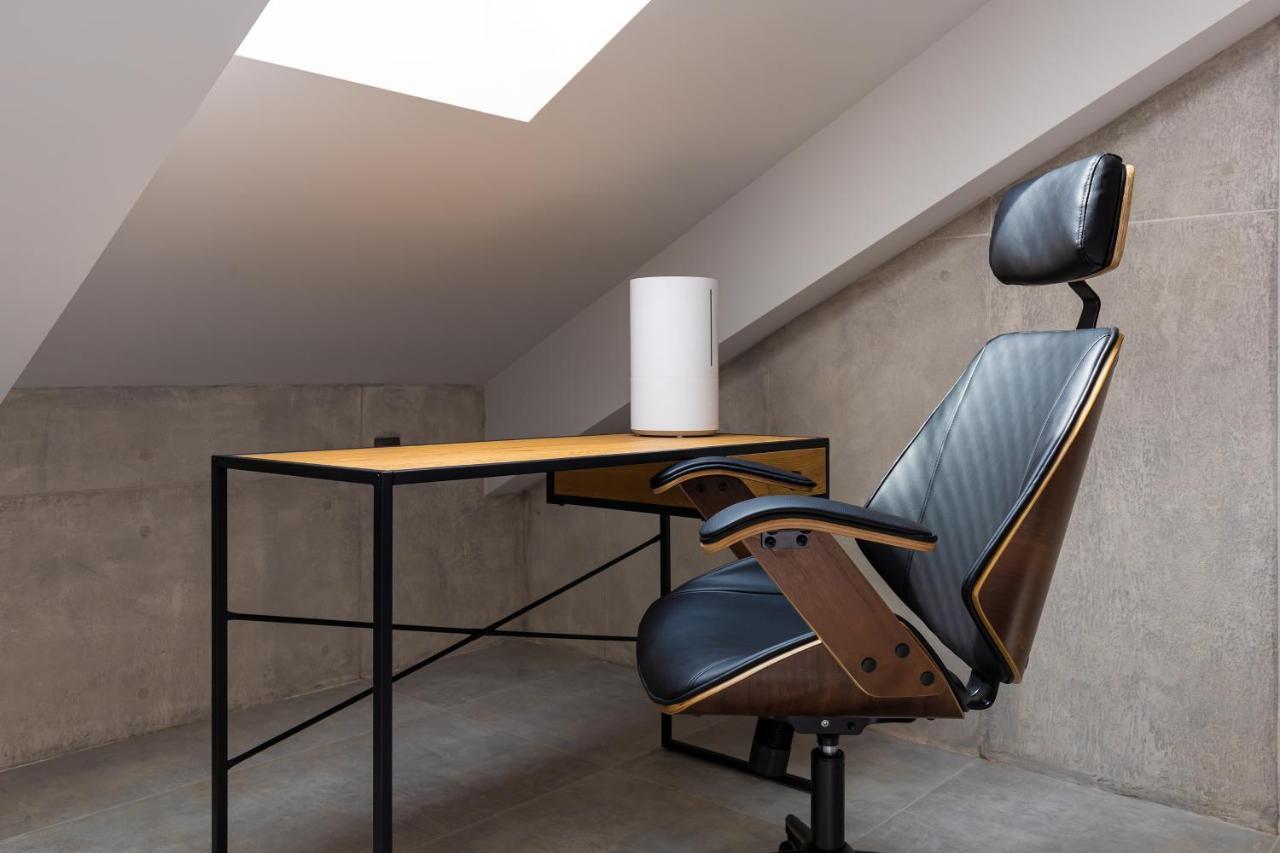 Industrial-Style 2Bd Loft With Parking Spot By Flat Mаnager Plovdiv Exterior foto